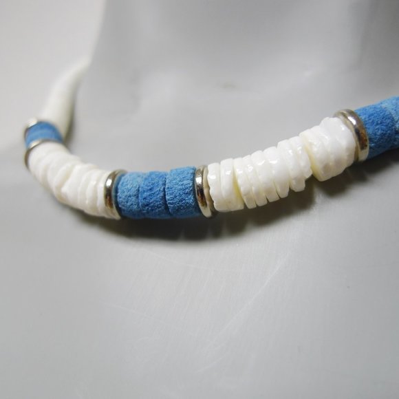 blue and white puka shell choker - Picture 3 of 4